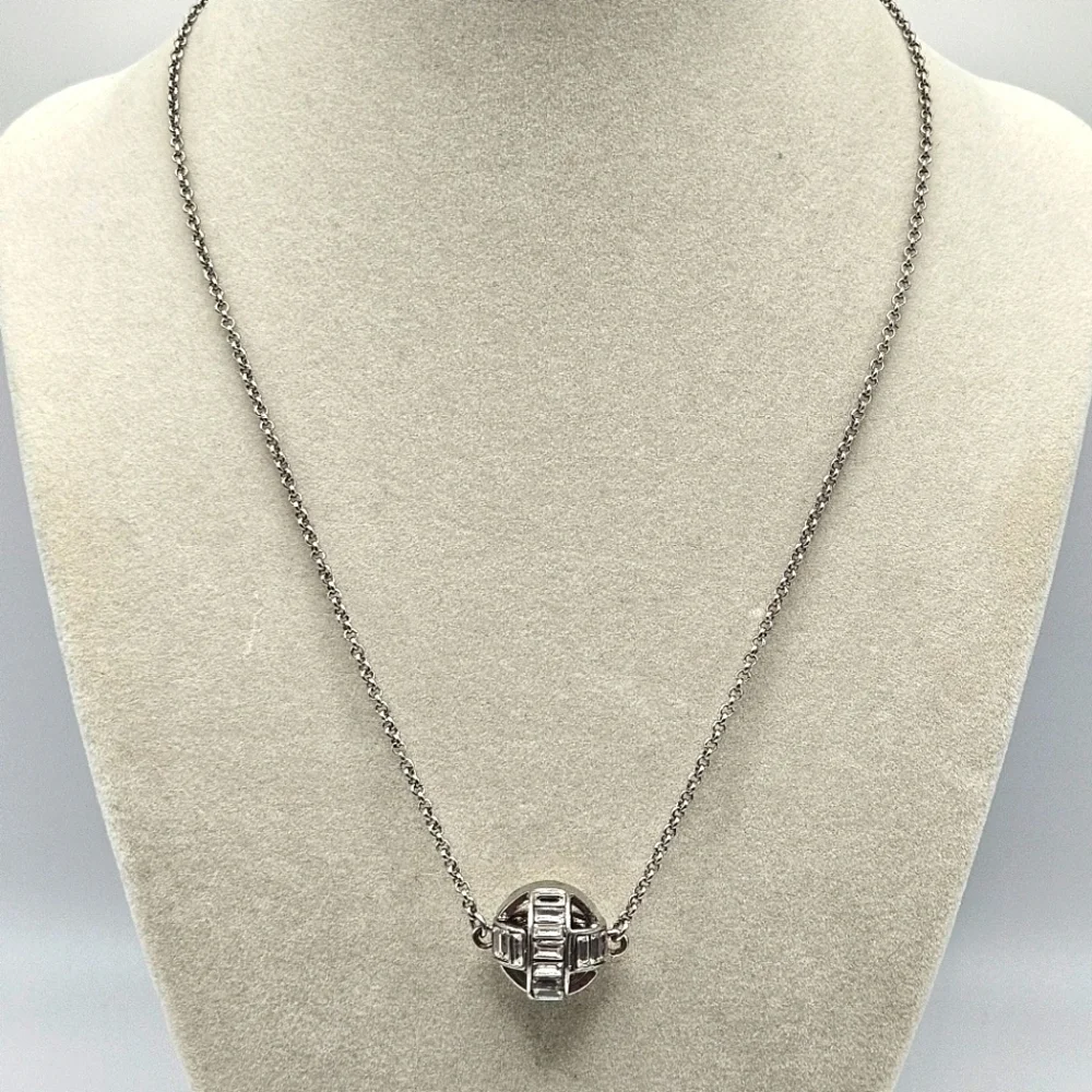 VINTAGE Carolee Silver Tone Glass Rhinestone 3D Sphere Ball Necklace Signed - Picture 2 of 6